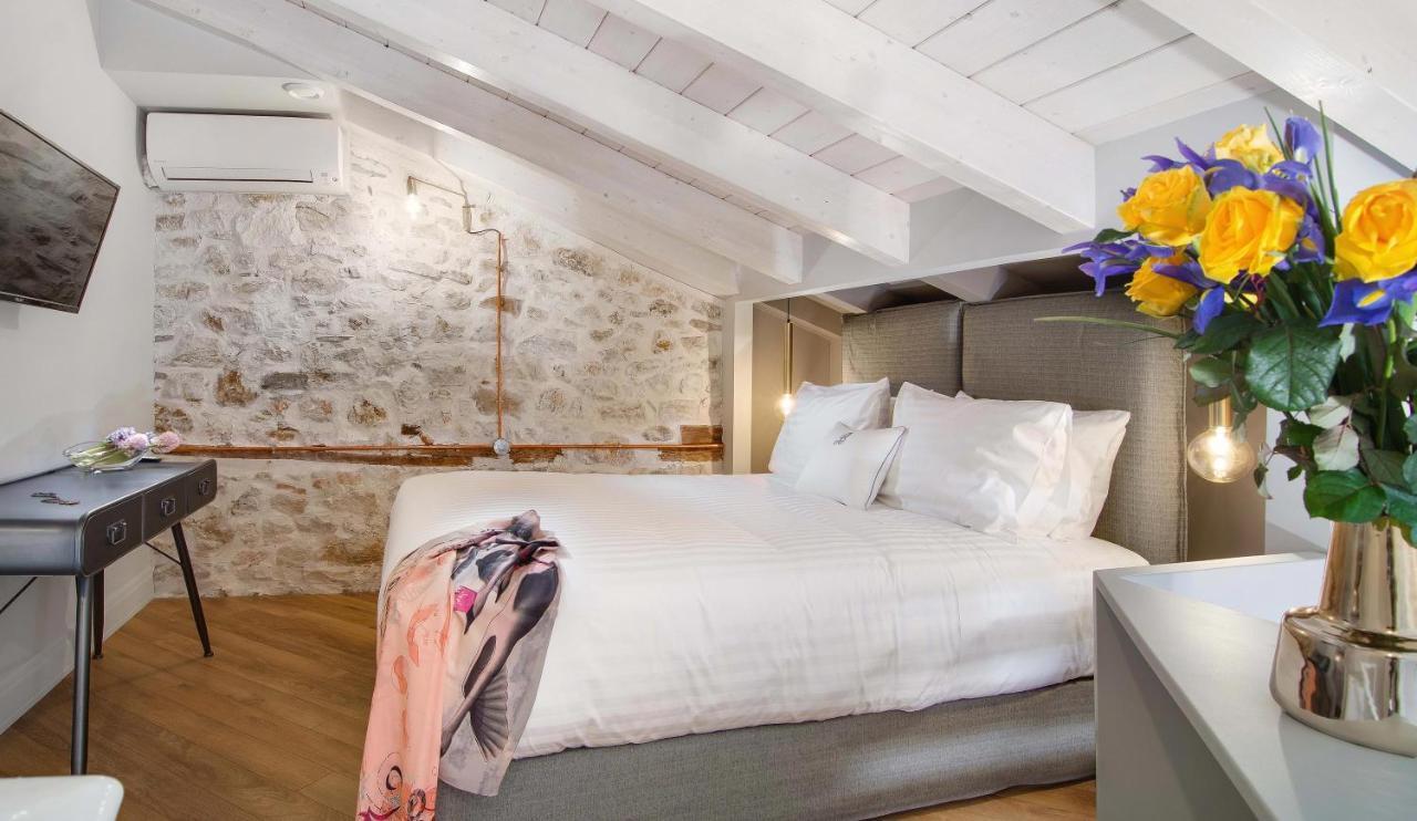 Hotel Boulgari 이오아니아 외부 사진