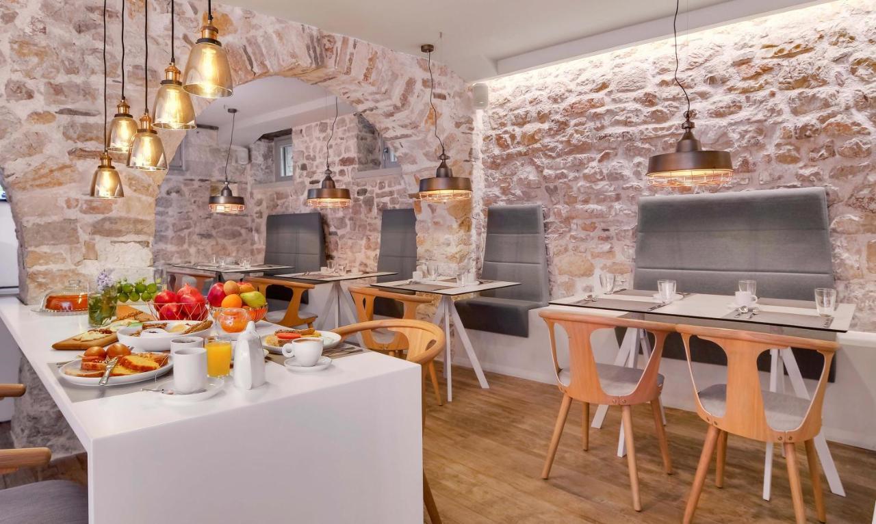 Hotel Boulgari 이오아니아 외부 사진